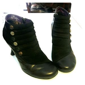 Kenzie Shoes dark brown 7.5 mint condition